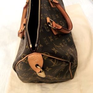 Louis Vuitton Speedy 30